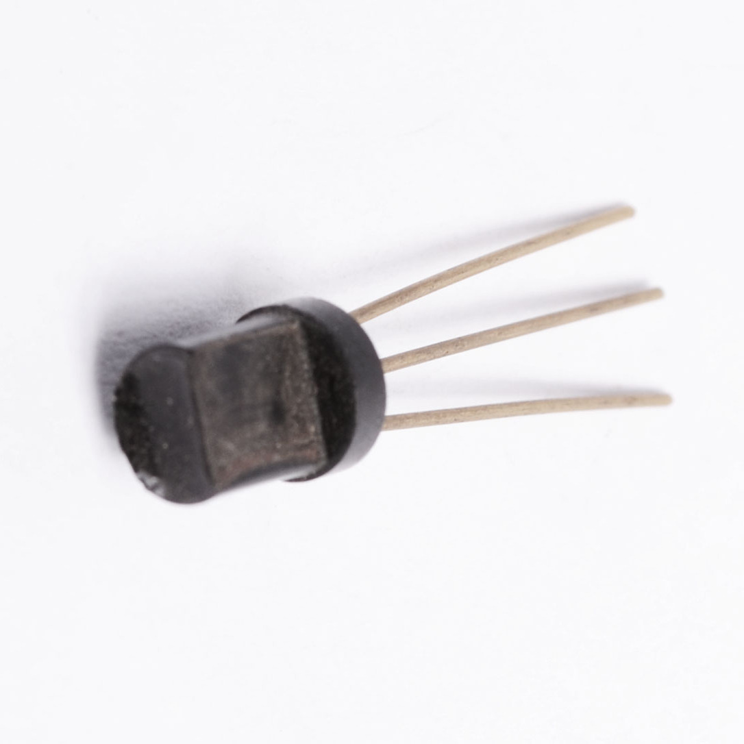 2SC371 Transistor Silicon NPN - CASE: TO98 MAKE: Toshiba - Picture 5 of 12