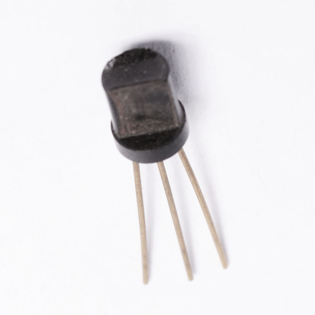 2SC371 Transistor Silicon NPN - CASE: TO98 MAKE: Toshiba - Picture 8 of 12