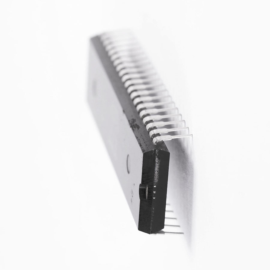 80C85AH Integrated Circuit - CASE: Standard MAKE: Oki Semiconductor - Picture 11 of 12