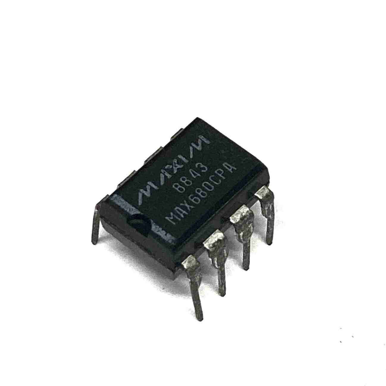MAX680CPA