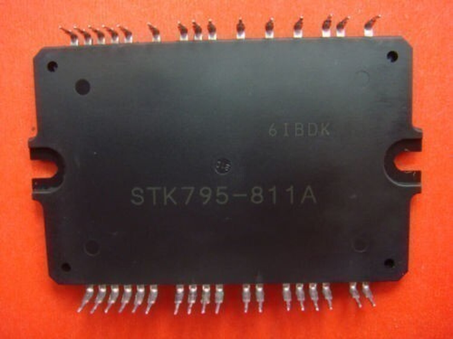STK795-811