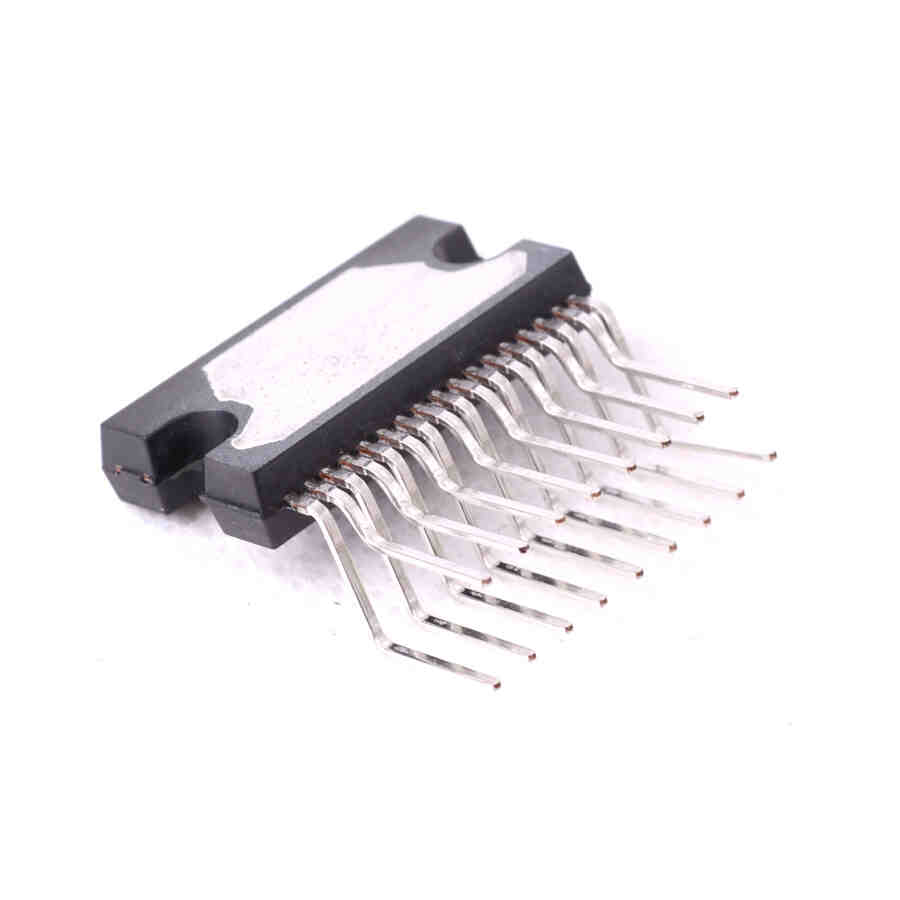 TA8220